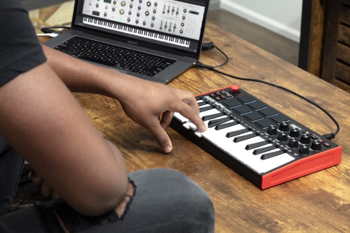 Oferta Akai MPK Mini MK3